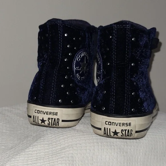 CONVERSE Velvet Size 7 Navy High-Top Sneakers with Studs - Picture 5 of 15